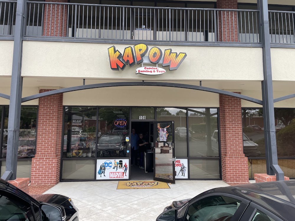 Kapow Comics and Games, tienda de TCG en Cumming