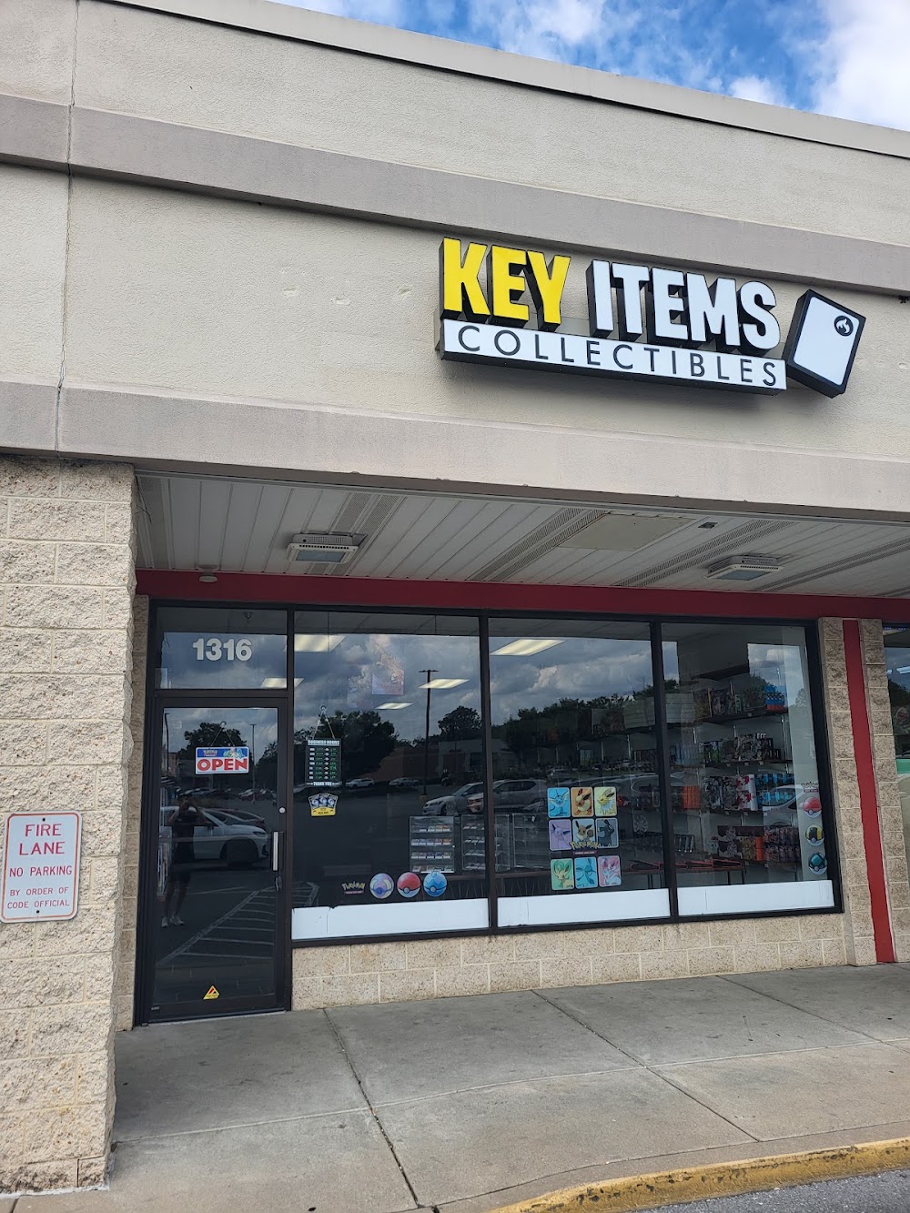Key Items Collectibles, tienda de TCG en Lancaster