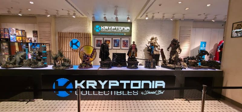 Kryptonia Collectibles, a TCG store in València