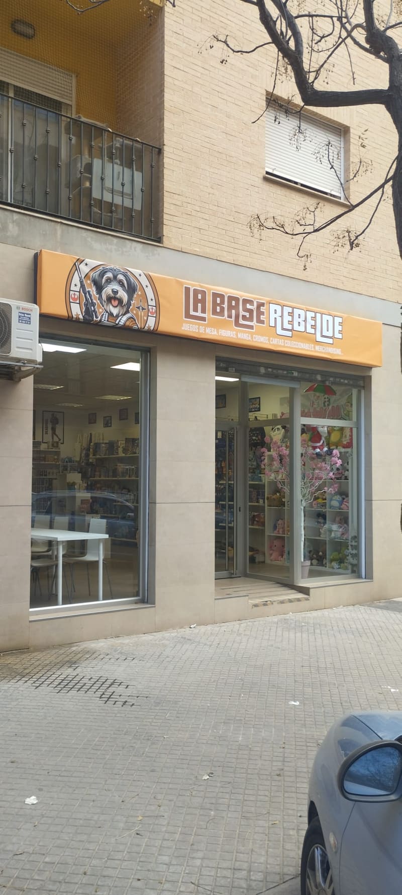 La Base Rebelde, tienda de TCG en Alacuás