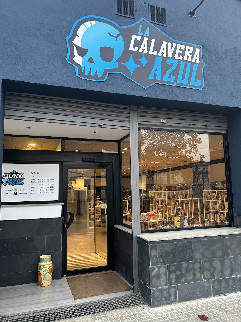 La Calavera Azul, tienda de TCG en Cardedeu