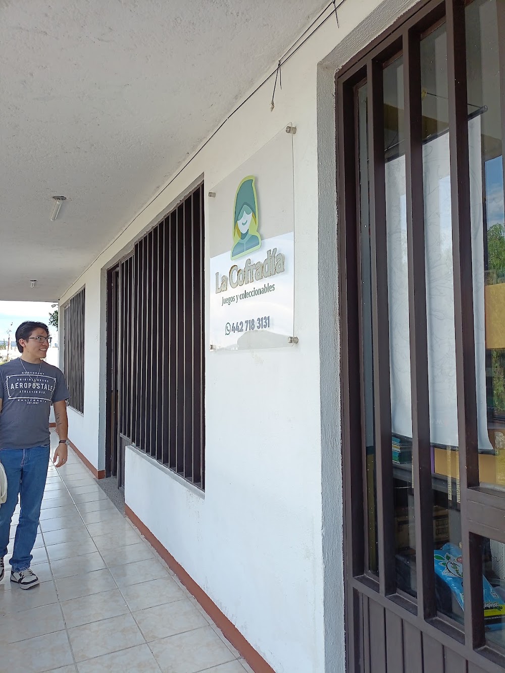 La Cofradía, Juegos y Coleccionables