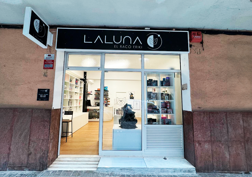 Laluna Premià, tienda de TCG en Premià de Mar