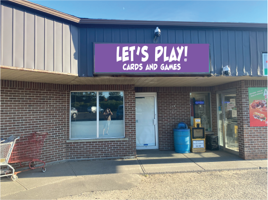 Let's Play! Cards and Games!, tienda de TCG en Thunder Bay