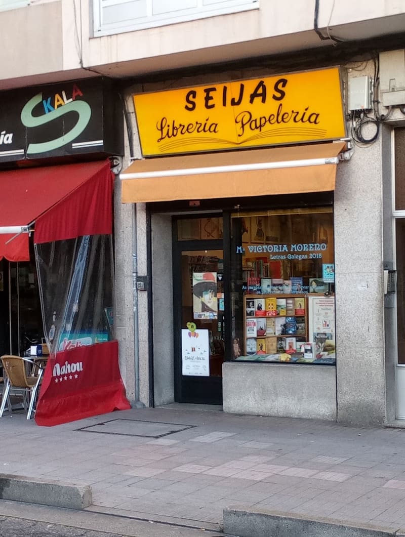 Librería Seijas, a TCG store in Pontevedra