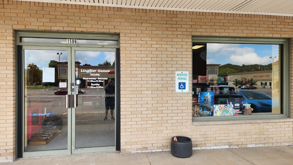 LingSter Games, tienda de TCG en Rochester
