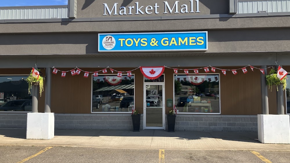 Looking Glass Toys & Games, tienda de TCG en Petawawa