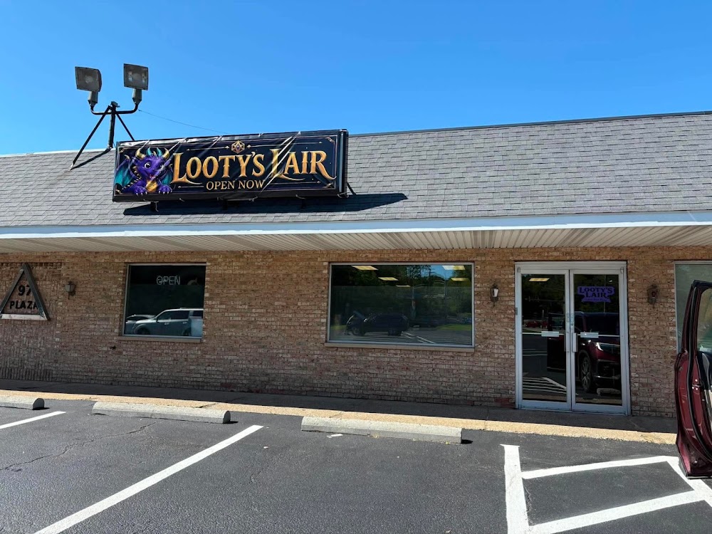 Looty's Lair, tienda de TCG en Erie