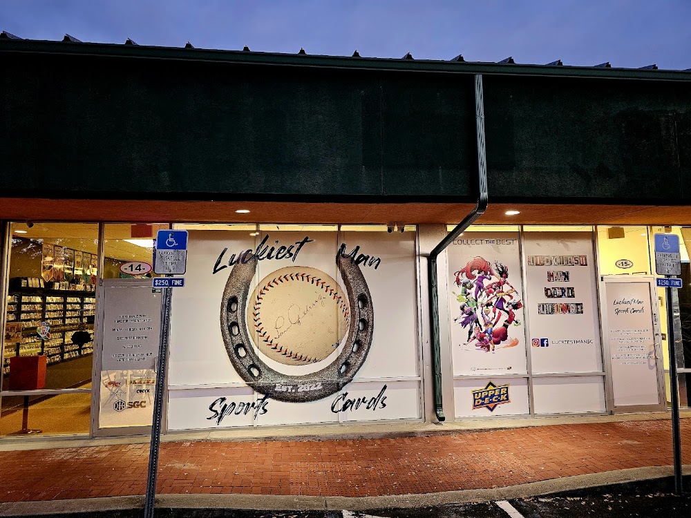 Luckiest Man Sports Cards, tienda de TCG en Orange Park