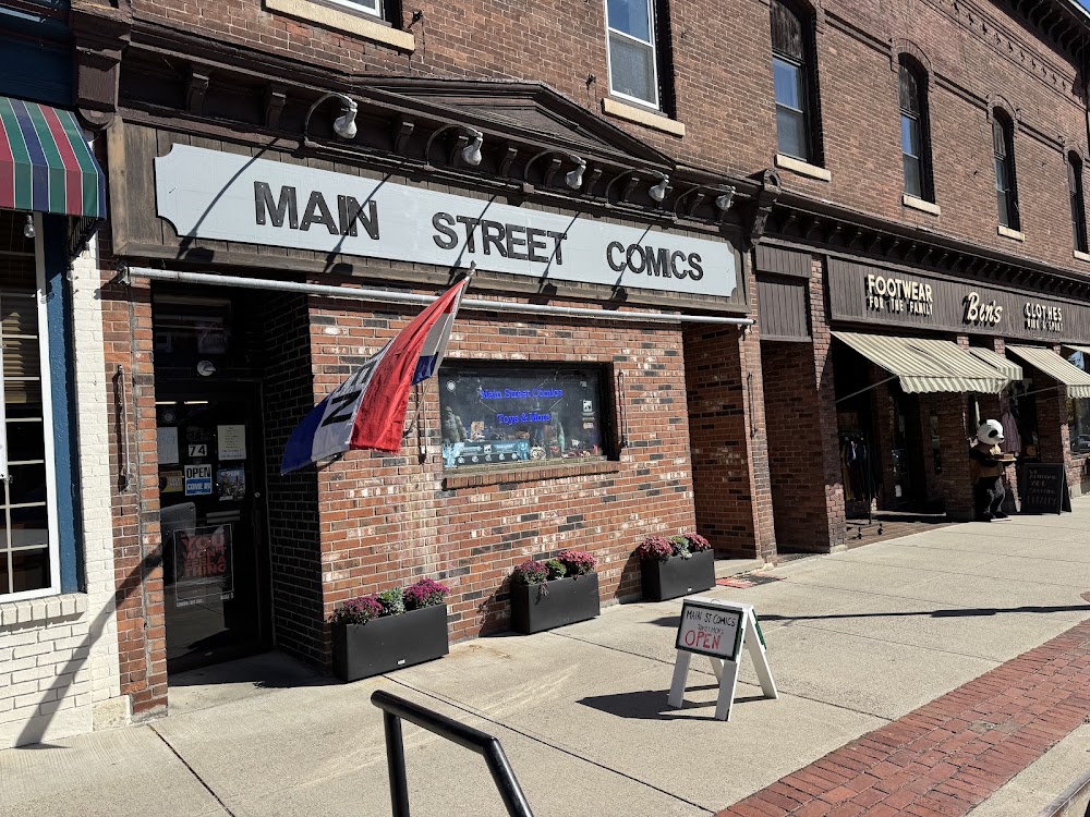 Main St Comics Toys and More, tienda de TCG en Lee