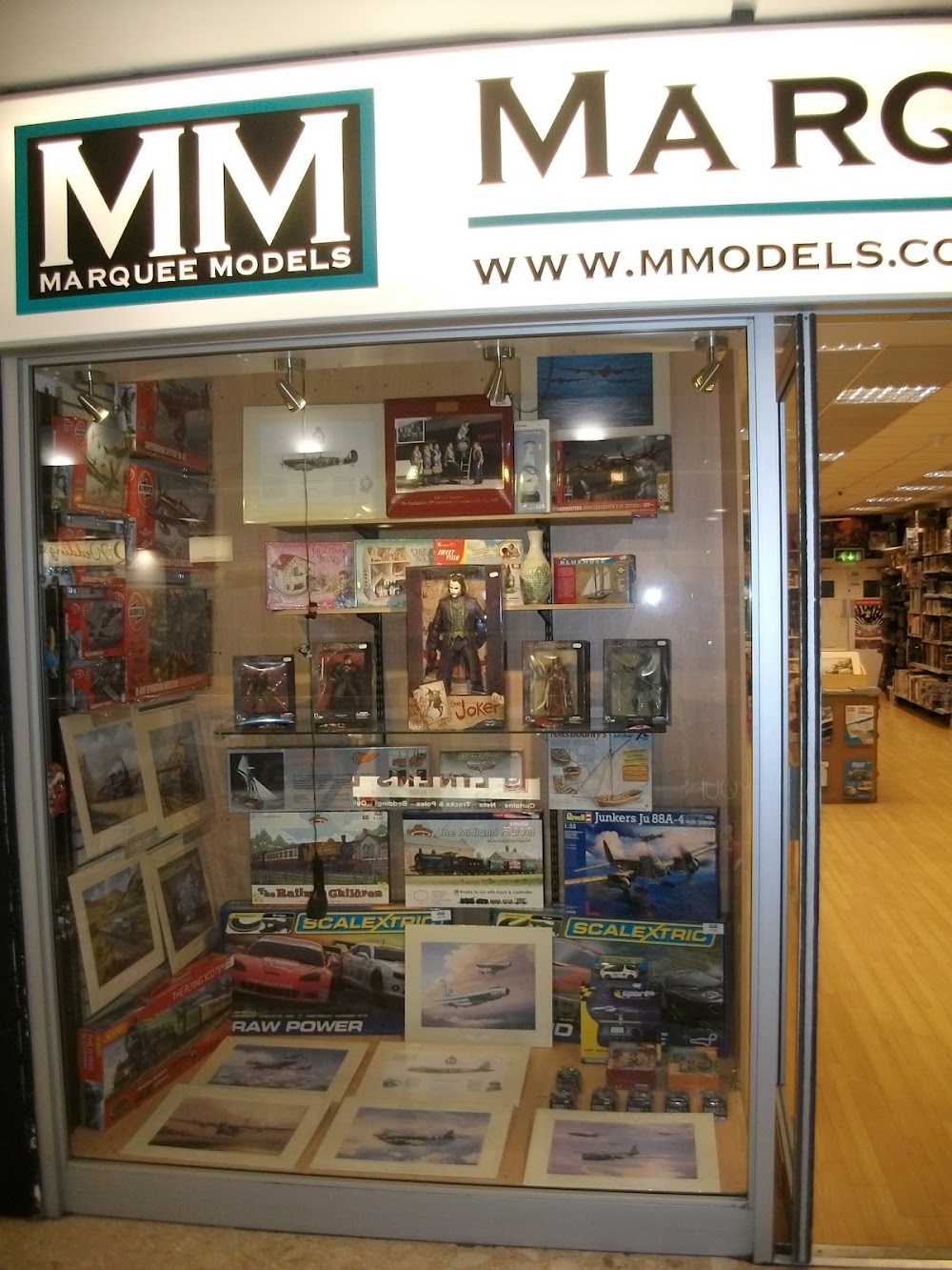 Marquee Models, tienda de TCG en Harlow