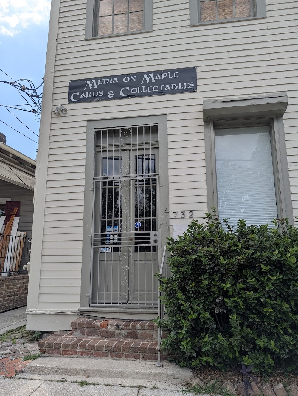 Media on Maple, tienda de TCG en New Orleans