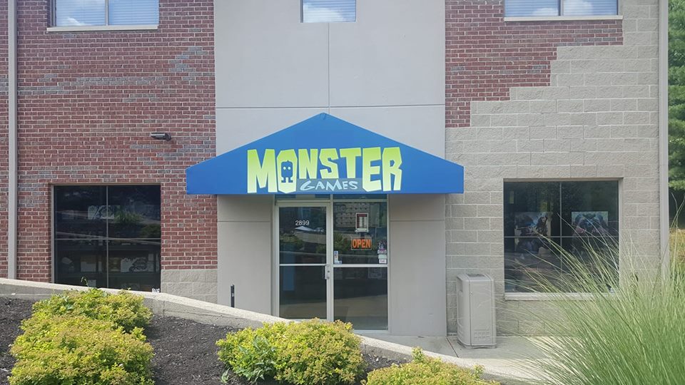 Monster Games LLC, tienda de TCG en Highland Heights