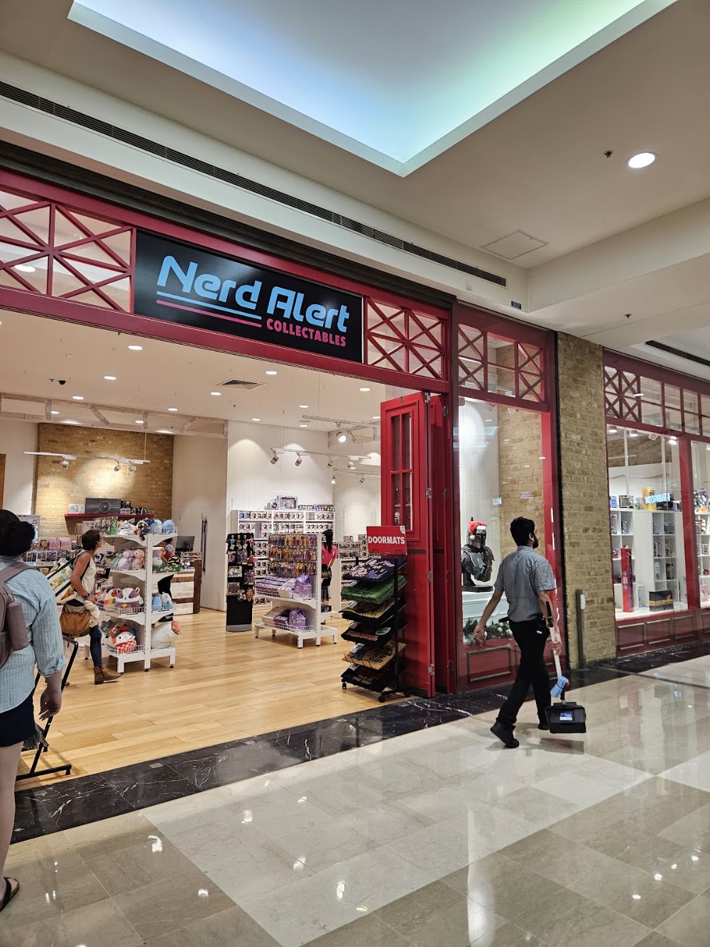 NERD ALERT COLLECTABLES, tienda de TCG en Maroubra