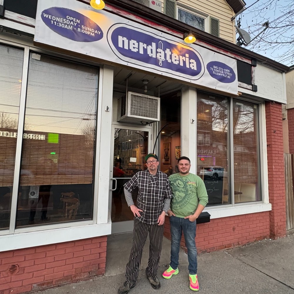 Nerdateria, tienda de TCG en Ellenville