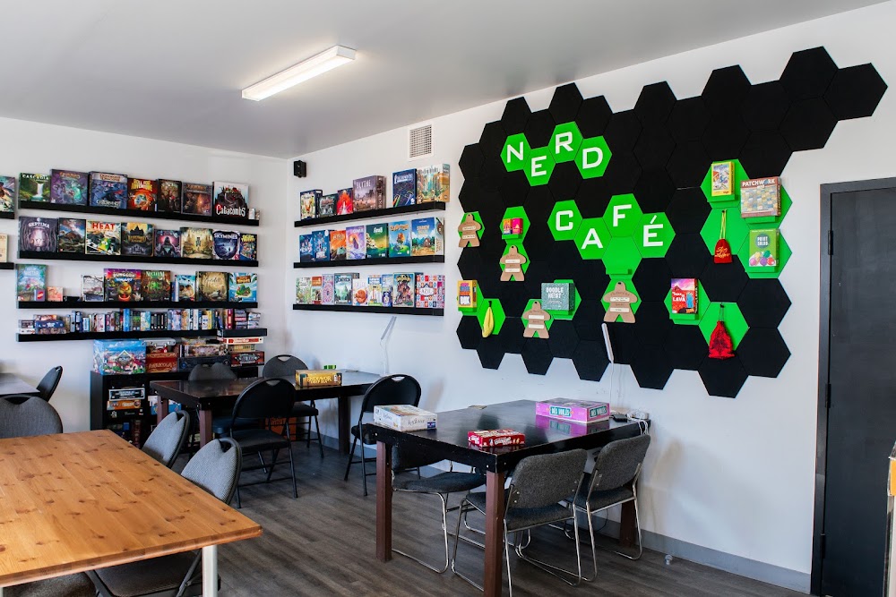 Niagara Escapement, tienda de TCG en Niagara Falls