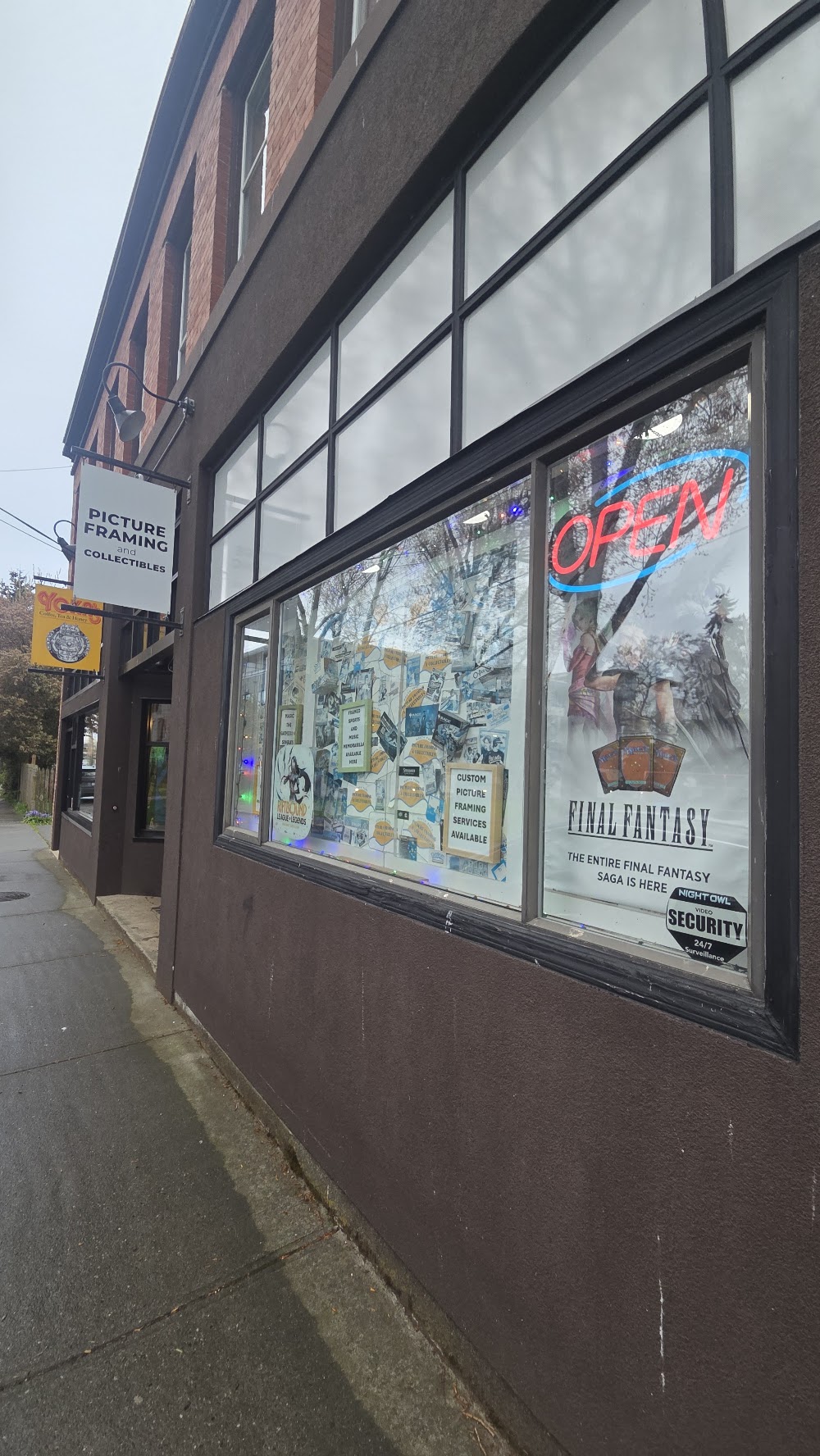 North Park Picture Framing And Collectables, tienda de TCG en Victoria
