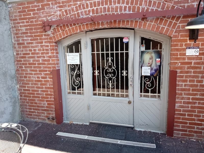 Omnihedral, tienda de TCG en Savage