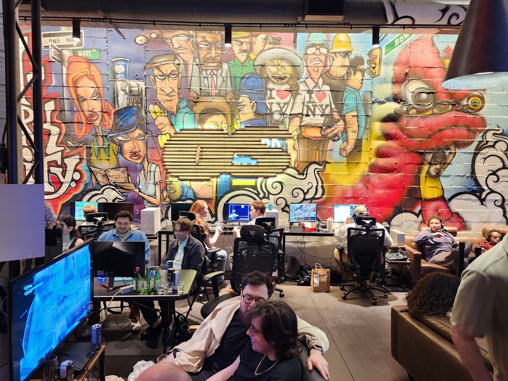 OS NYC, tienda de TCG en New York