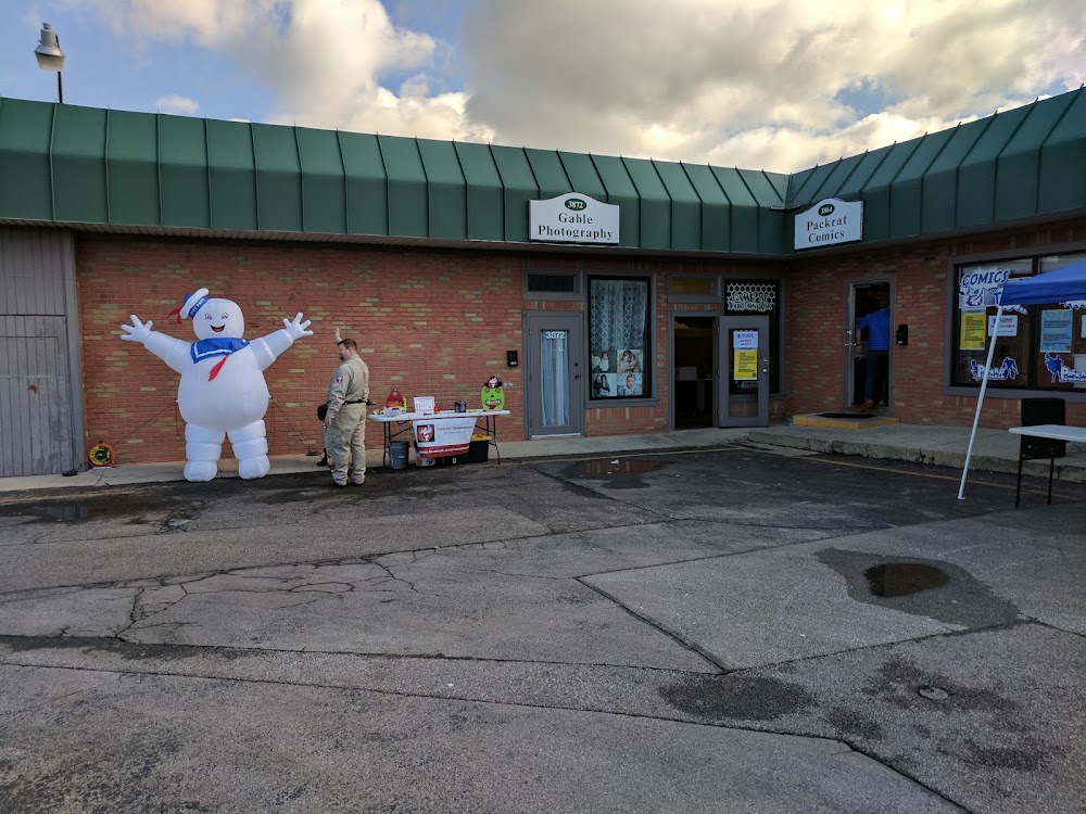Packrat Comics, tienda de TCG en Hilliard