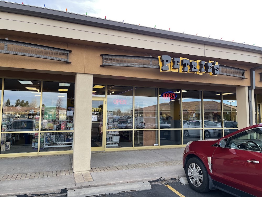 Petrie's Family Games, tienda de TCG en Colorado Springs