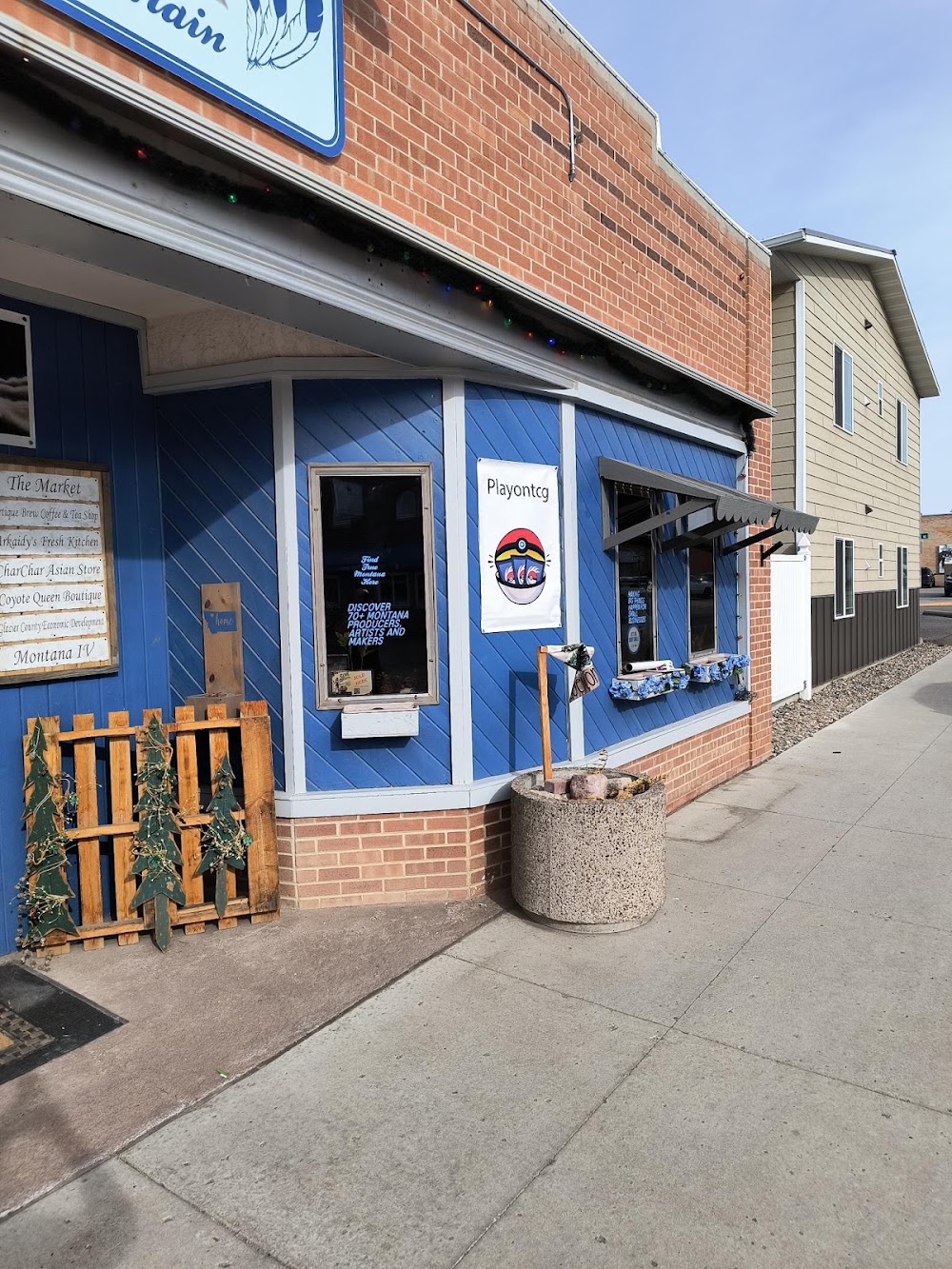 Playontcg, a TCG store in Cut Bank
