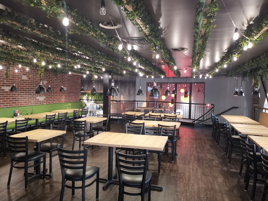 Randolph Pub Ludique Québec, tienda de TCG en Québec City
