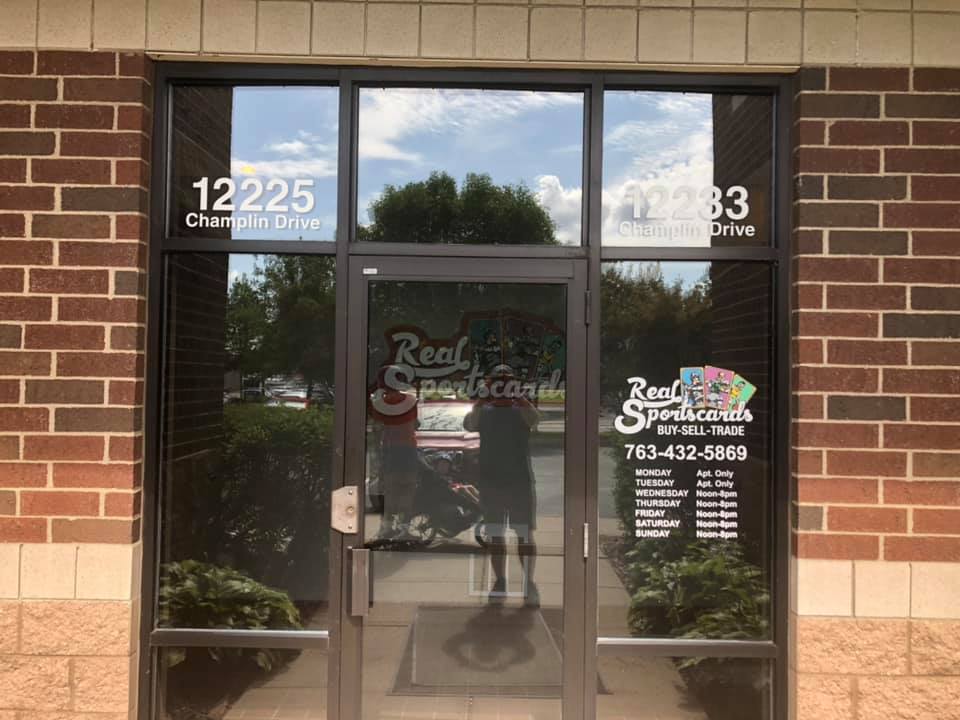 Real Sportscards, tienda de TCG en Champlin