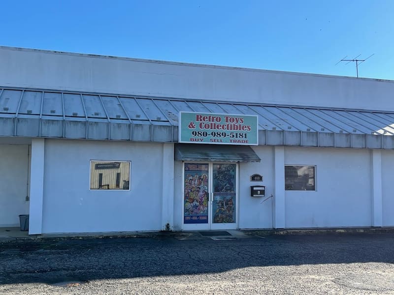 Retro Toys and Collectibles, a TCG store in Cherryville