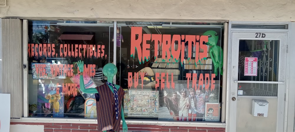 Retroitis, tienda de TCG en Dania Beach