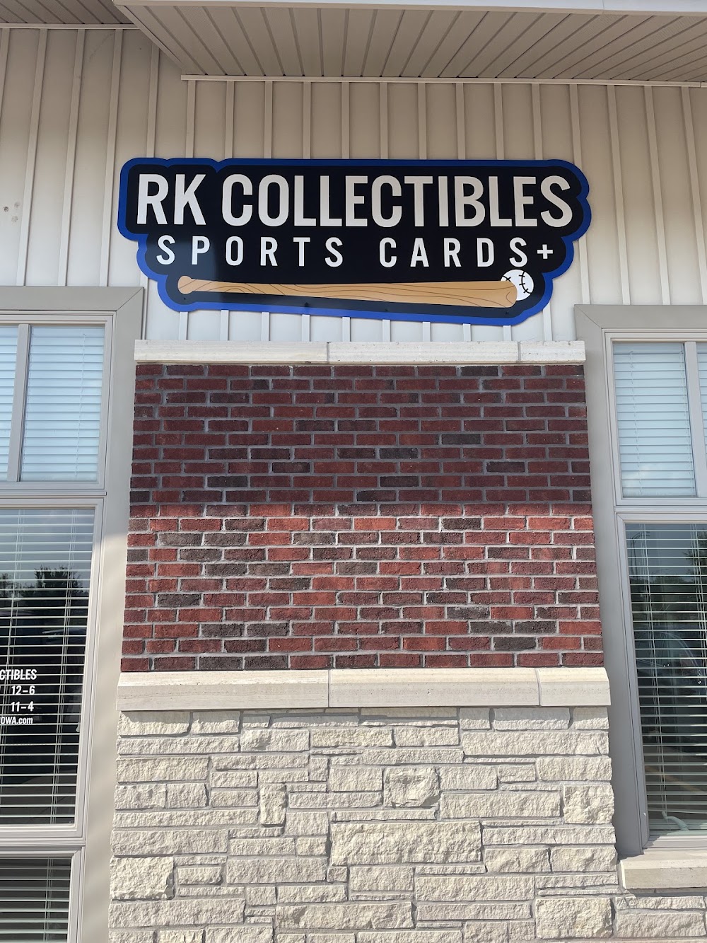 RK Collectibles, tienda de TCG en Coralville