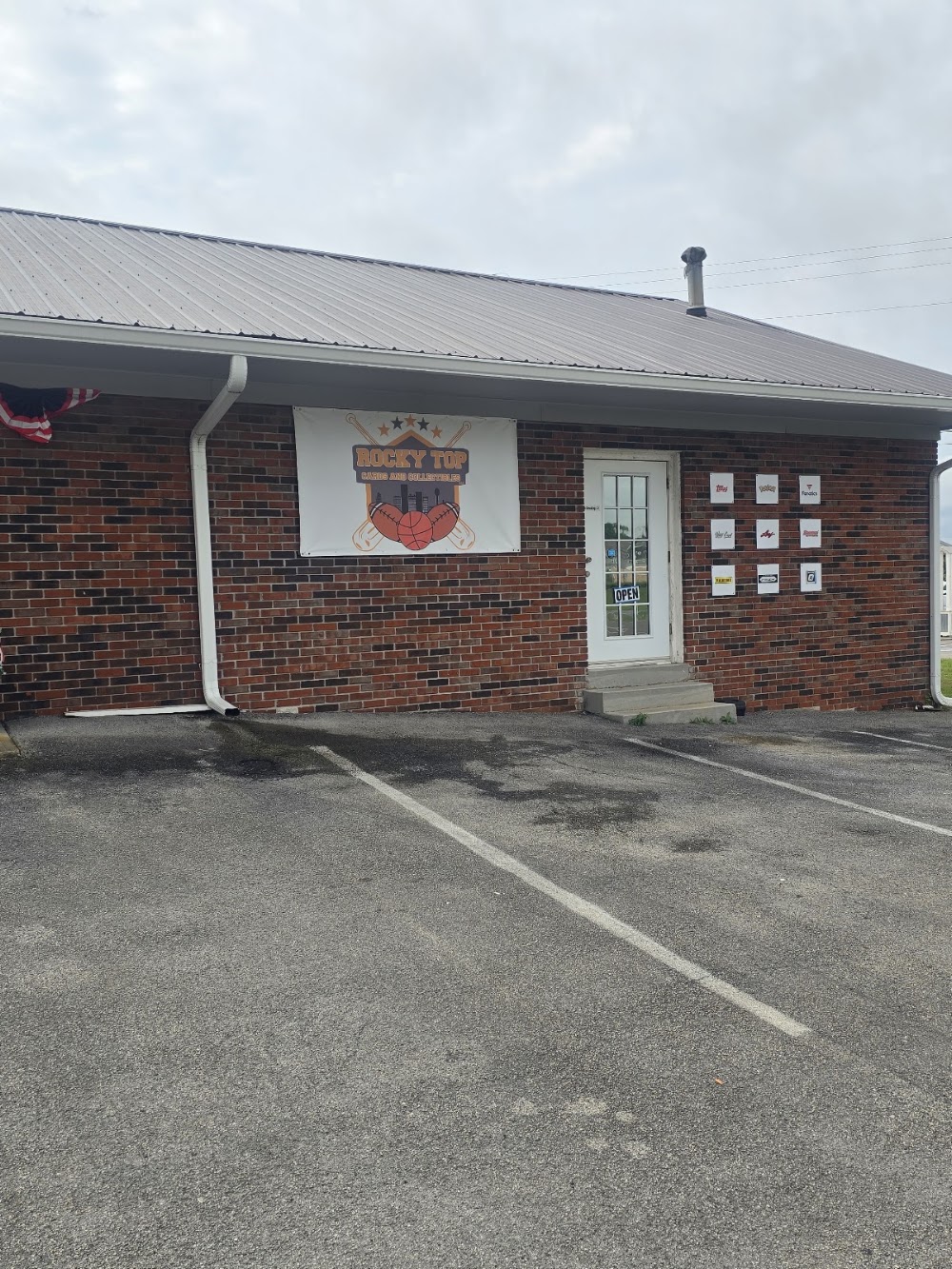 Rocky Top Cards & Collectibles LLC, tienda de TCG en Talbott