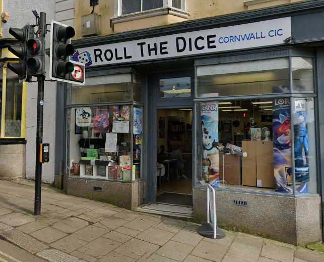 Roll The Dice Cornwall C.I.C., tienda de TCG en Helston