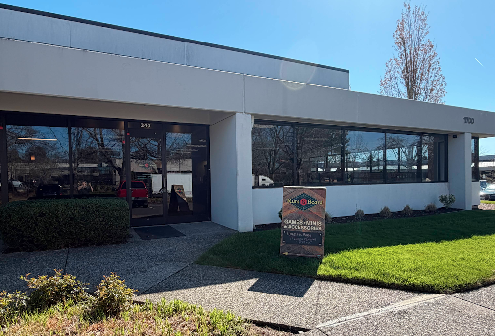 Rune and Board, tienda de TCG en Hillsboro