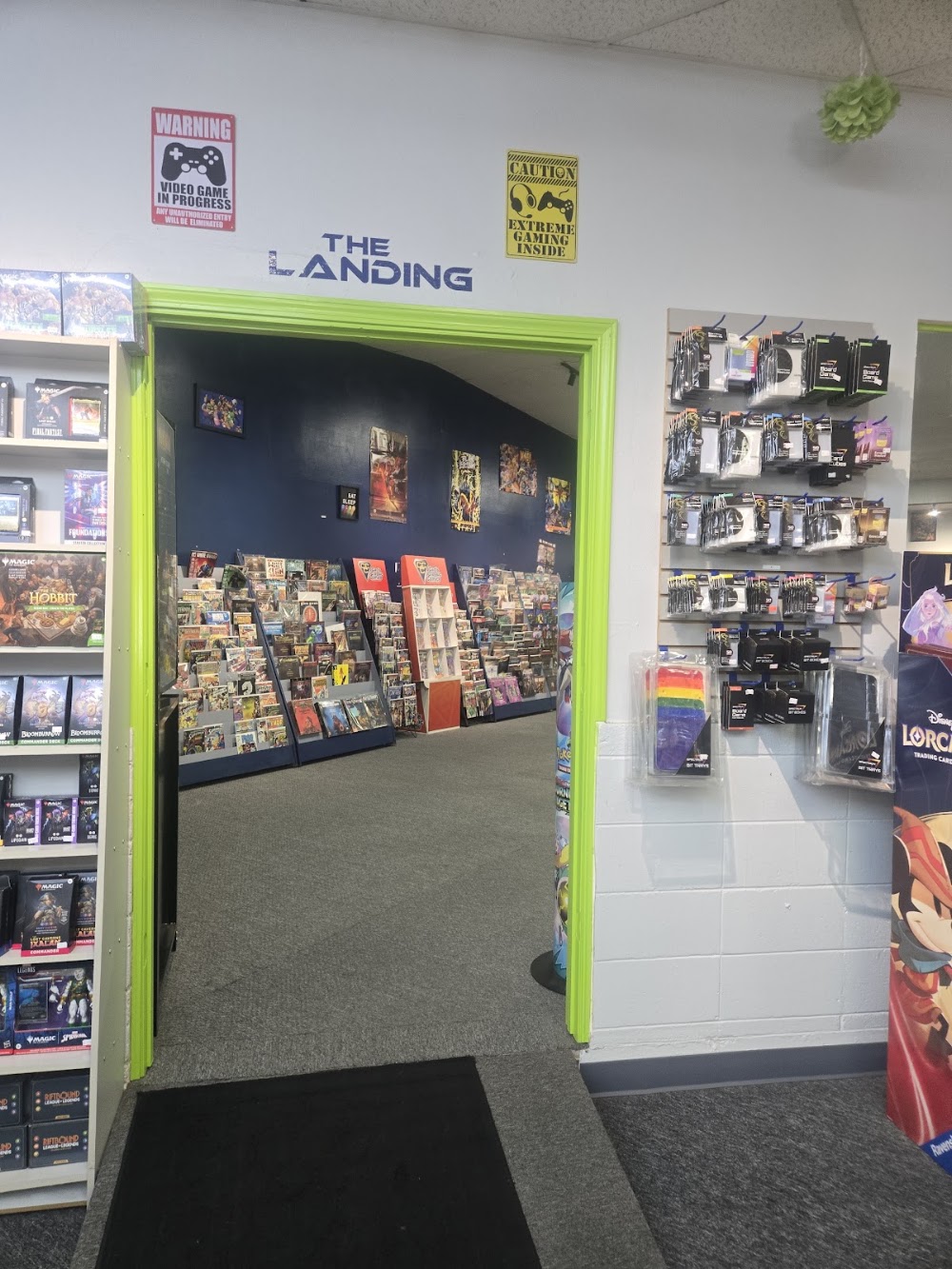 Sharp Corners, tienda de TCG en Pacific Grove