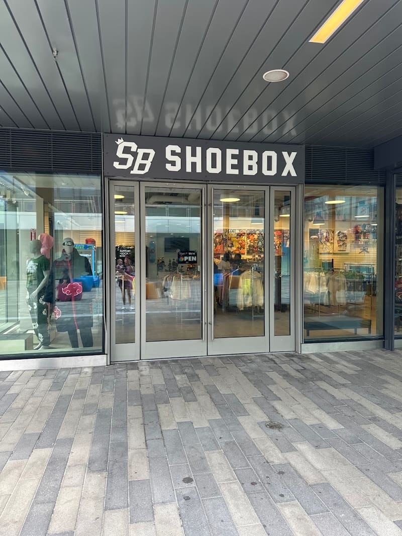 SHOE BOX, tienda de TCG en City Of New York