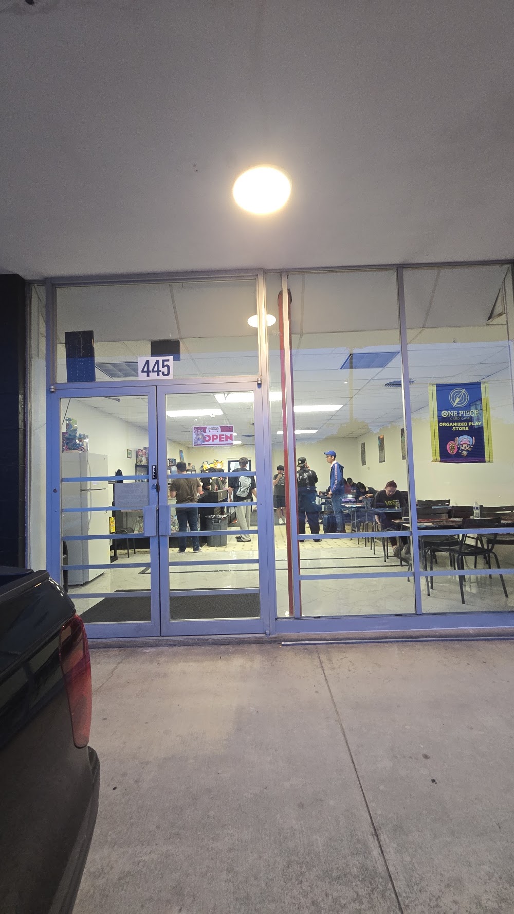 SideQuest Cards & Games, tienda de TCG en San Antonio