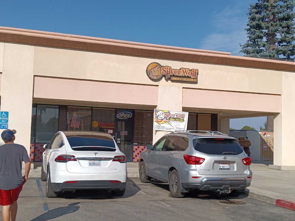 Silver Wolf Comics and Collectibles, tienda de TCG en Bakersfield