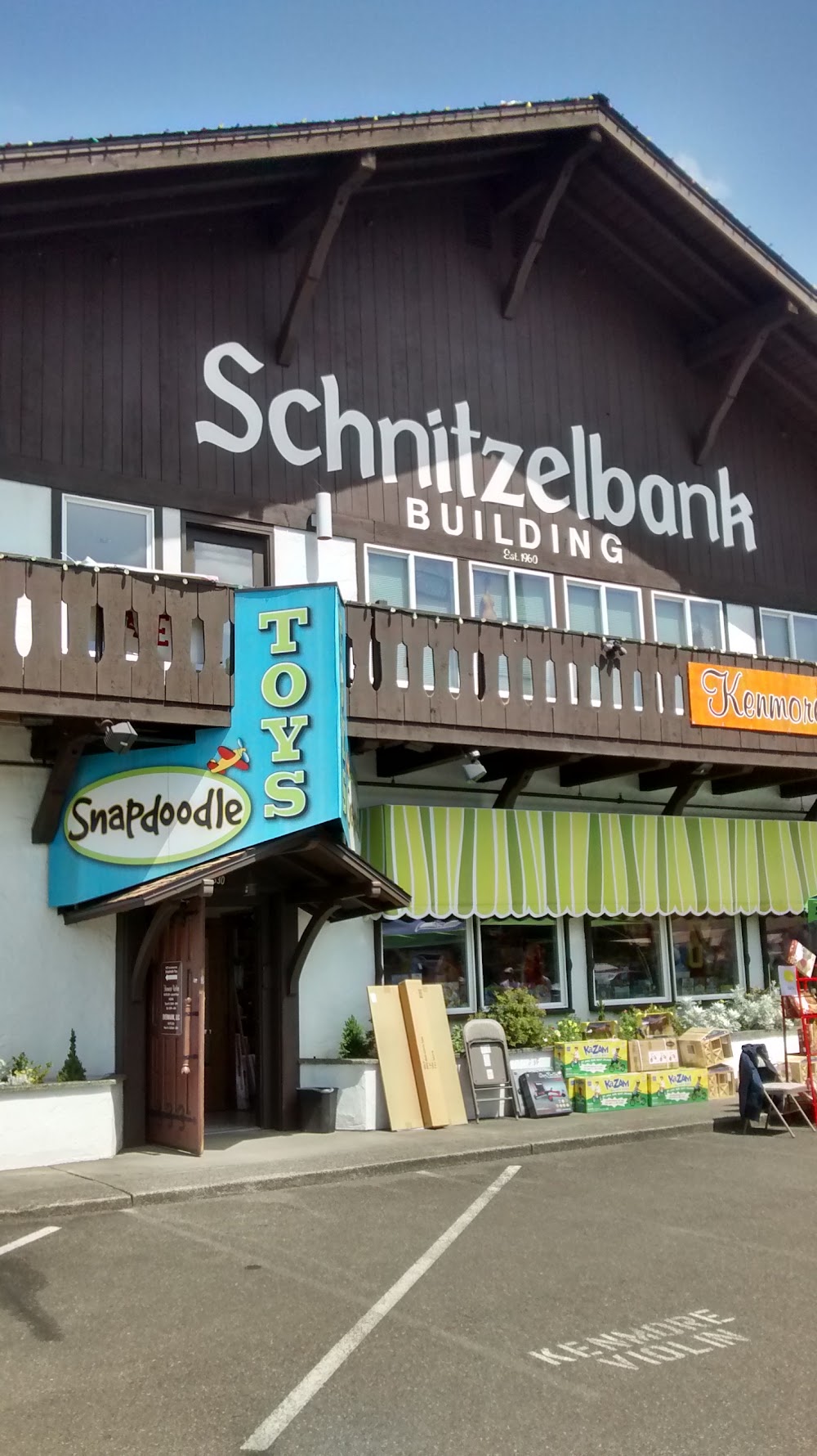 SNAPDOODLE TOYS, tienda de TCG en Kenmore