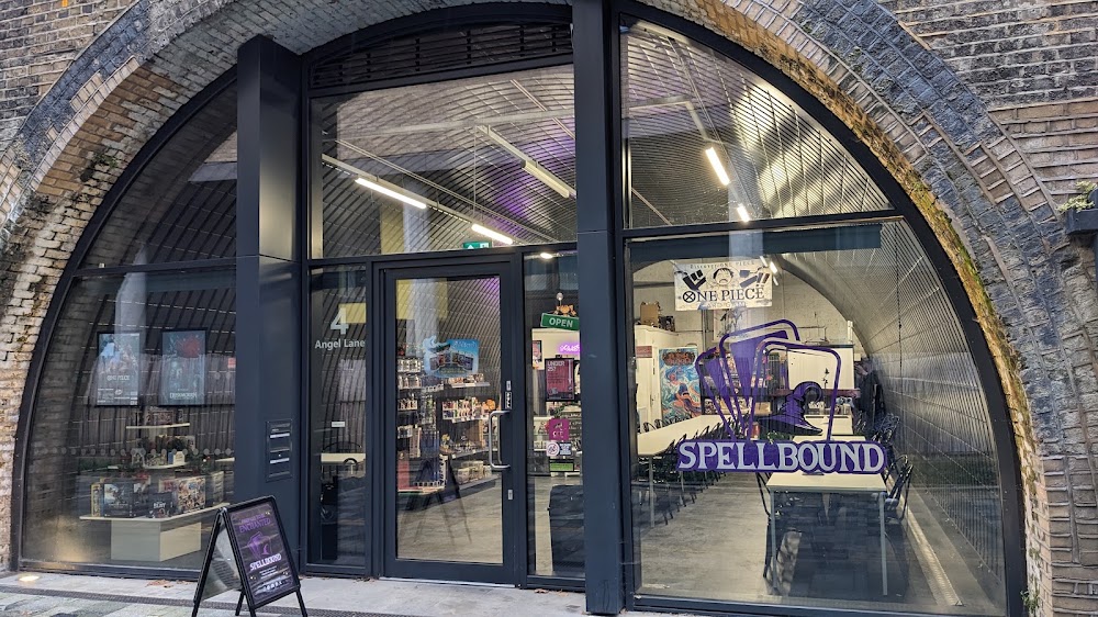 Spellbound Games, tienda de TCG en London