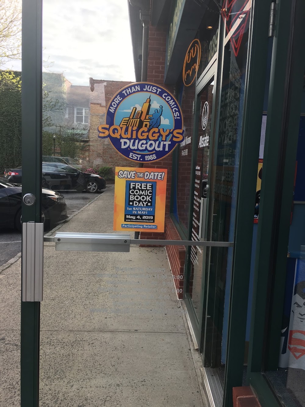 Squiggy's Dugout, tienda de TCG en New Rochelle