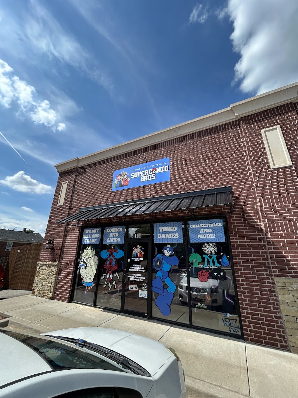 Super Comic Bros, tienda de TCG en Oklahoma City