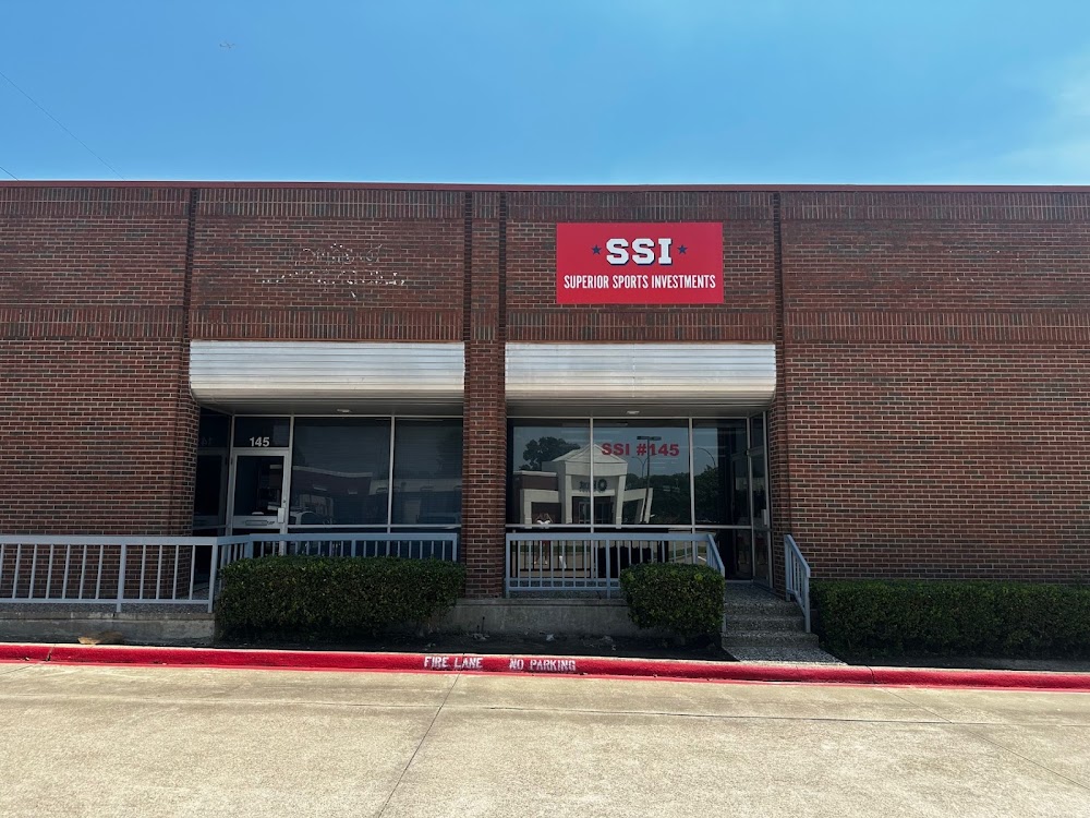 Superior Sports Investments LLC, tienda de TCG en Arlington
