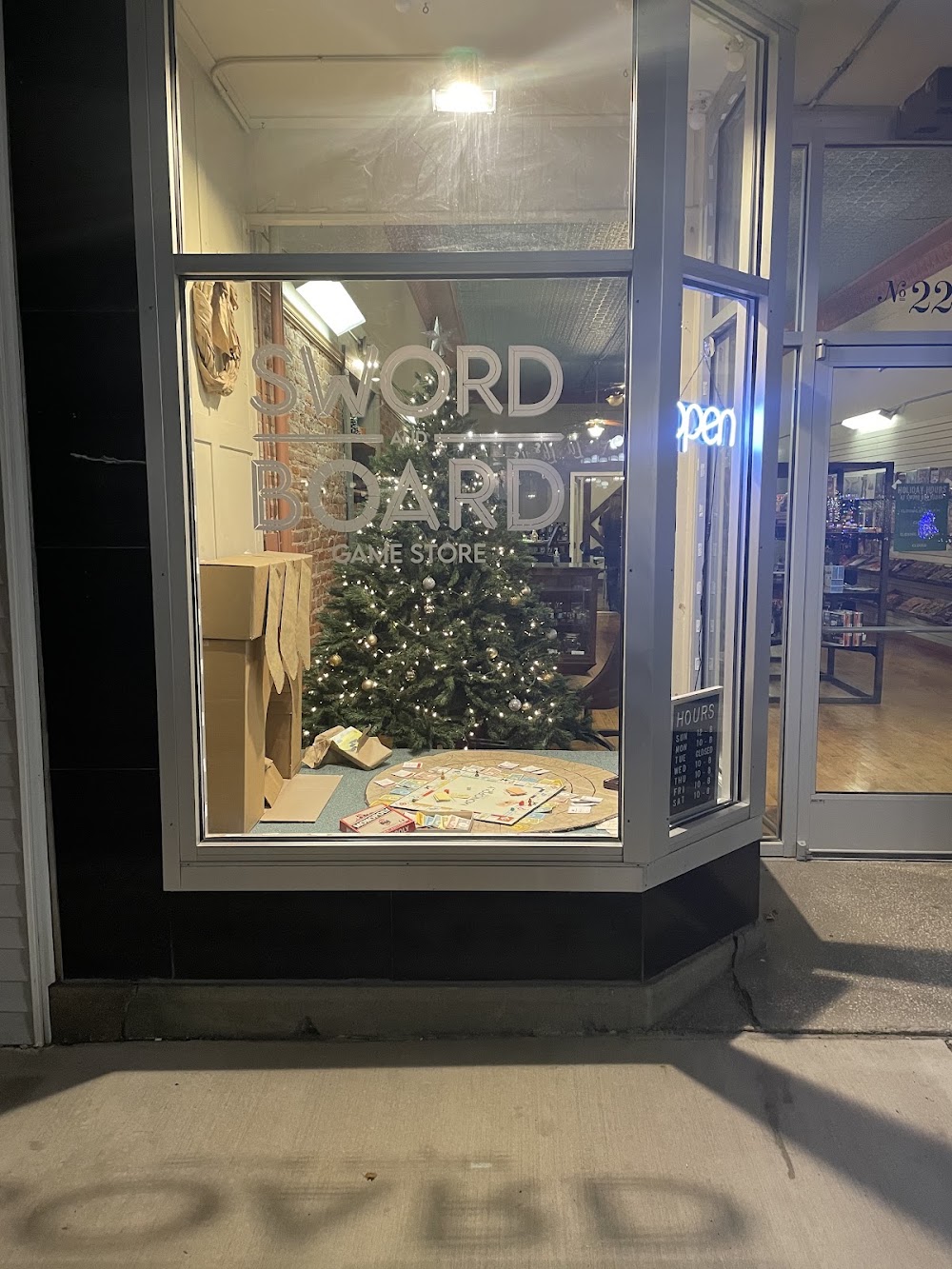 Sword and Board, a TCG store in Havana