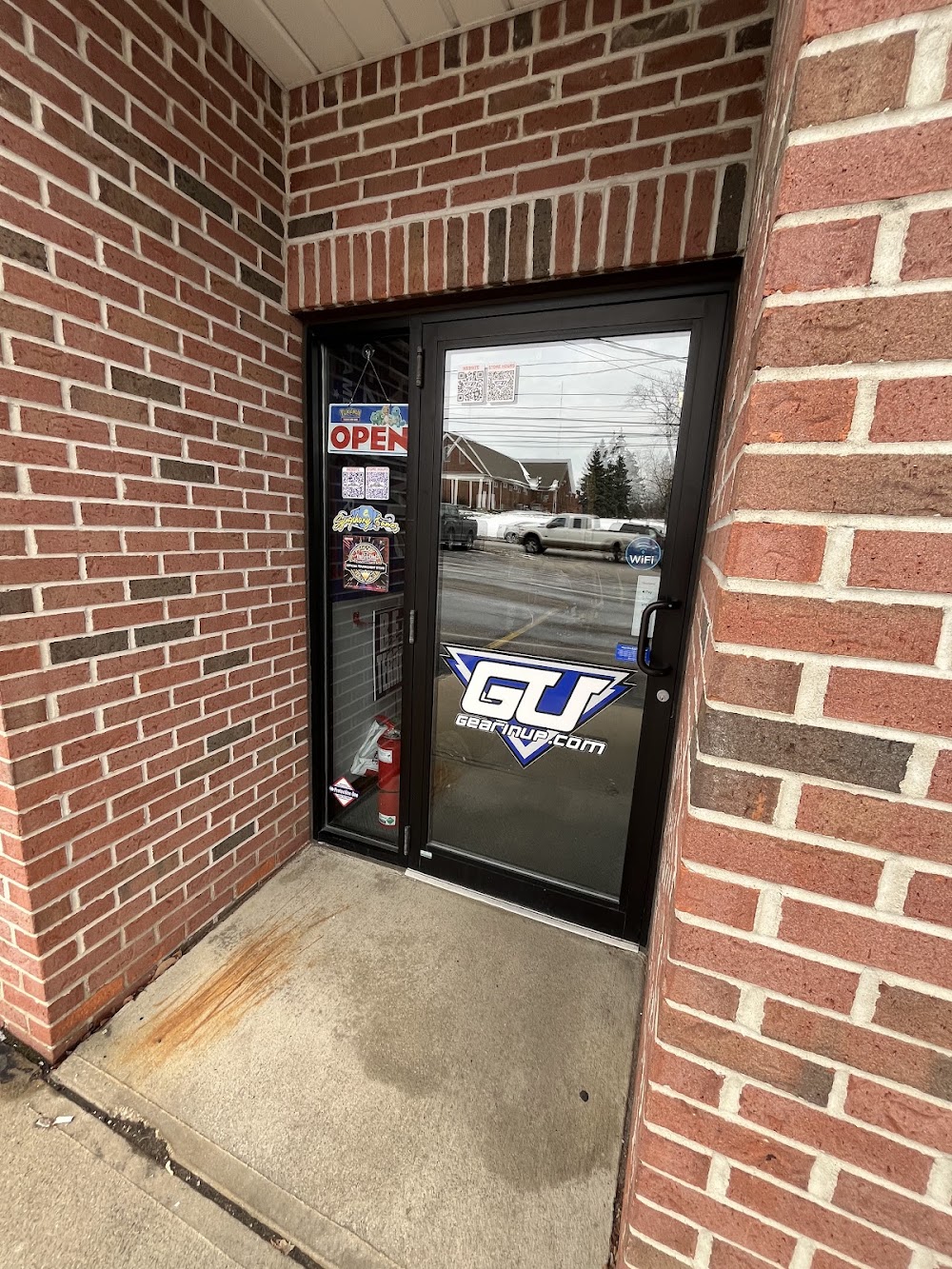 Symphony Games, tienda de TCG en North Royalton
