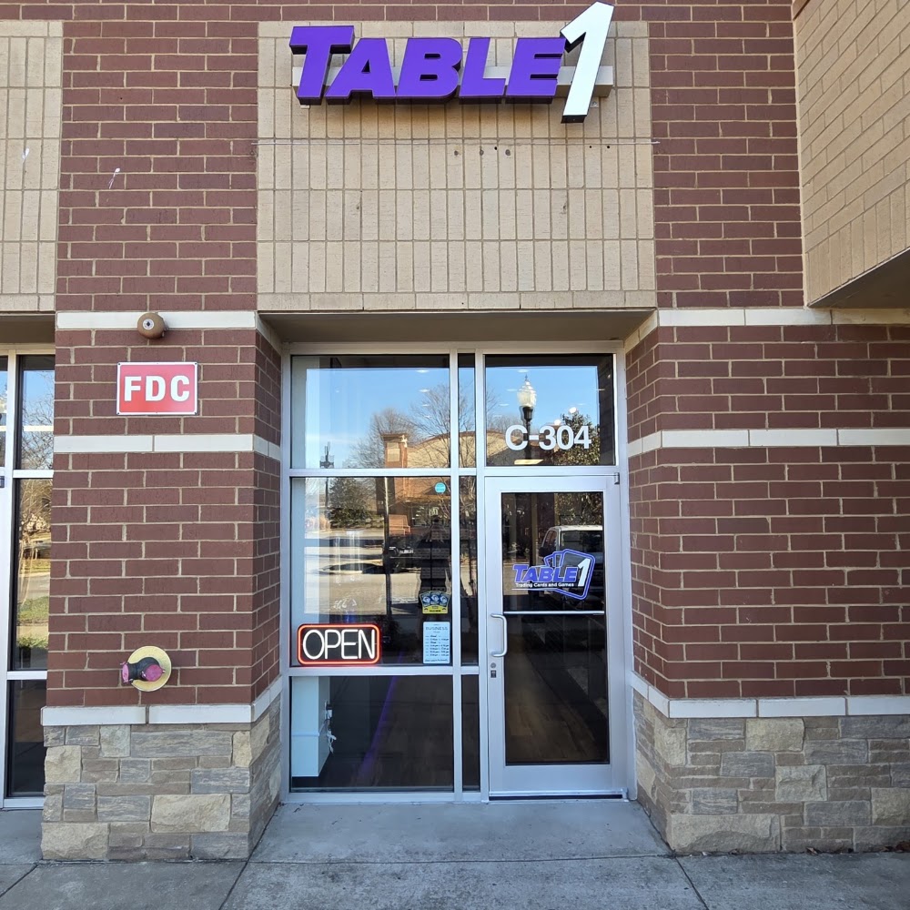 Table 1, tienda de TCG en Hendersonville