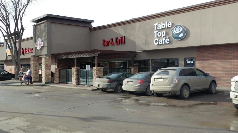 TABLE TOP CAFE, tienda de TCG en Edmonton