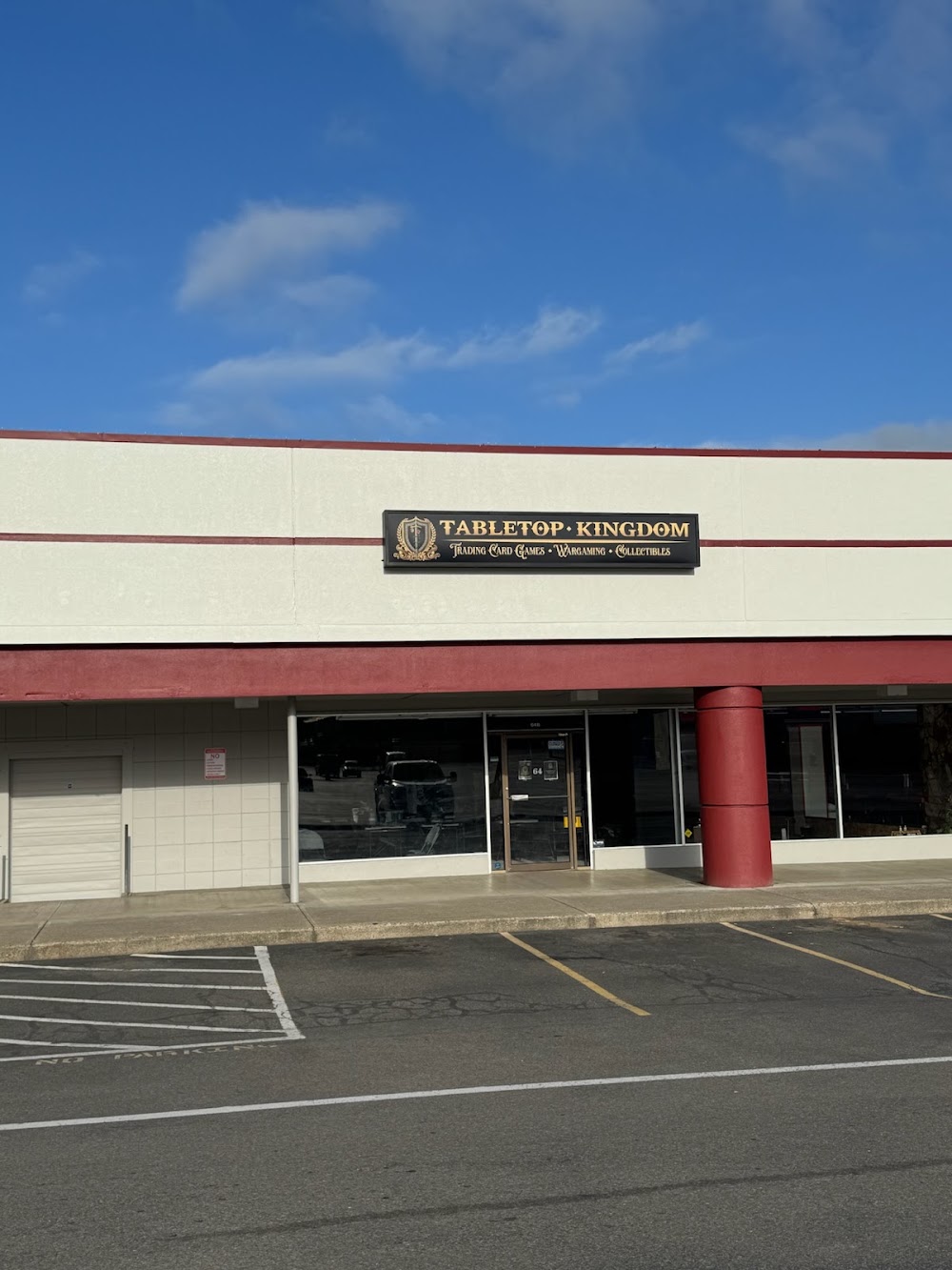 Tabletop Kingdom, tienda de TCG en Roseburg