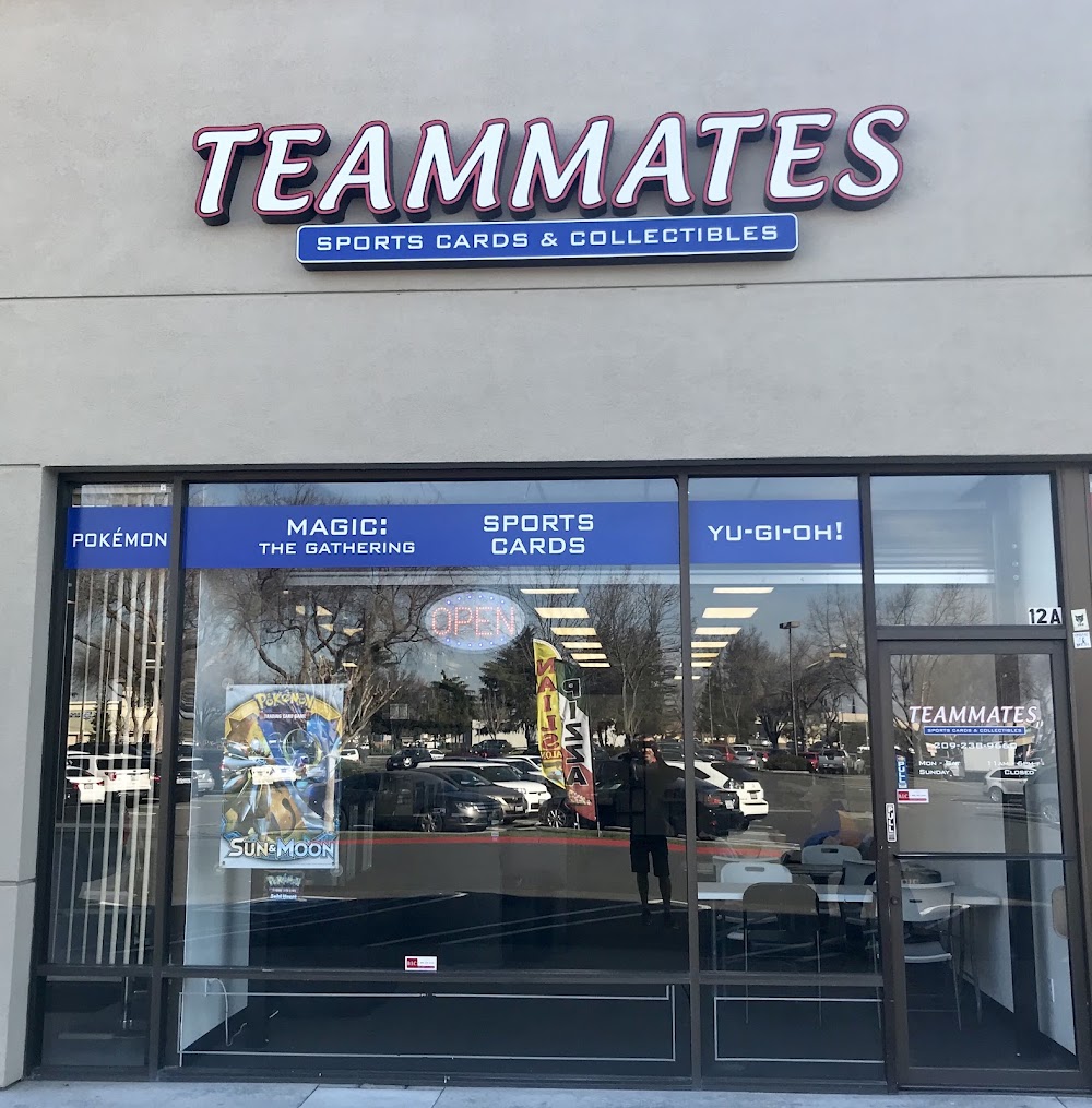 TEAMMATES, tienda de TCG en Modesto