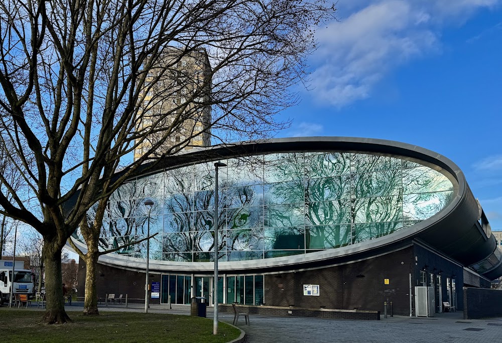 THE CAFÉ, SOMERSTOWN CENTRAL COMMUNITY CENTRE, tienda de TCG en Portsmouth